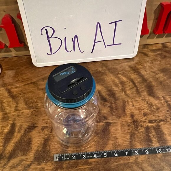 5/$20 electronic counting bank plastic jar - Picture 1 of 4